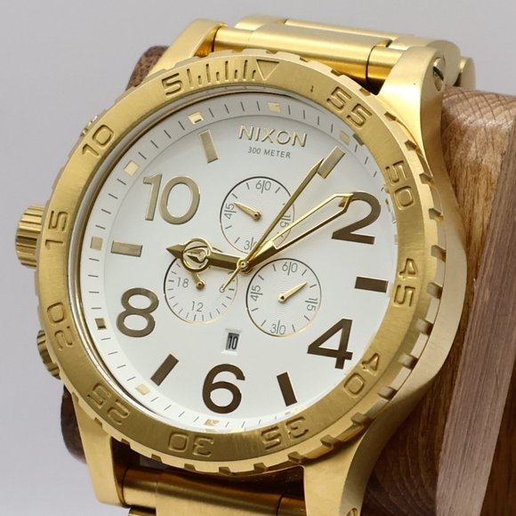 NIXON- Gorgeous 51-30 Goldielocks! SO FRESH NWOT- Full Set - Extra Links & Sexy! - Picture 4 of 15